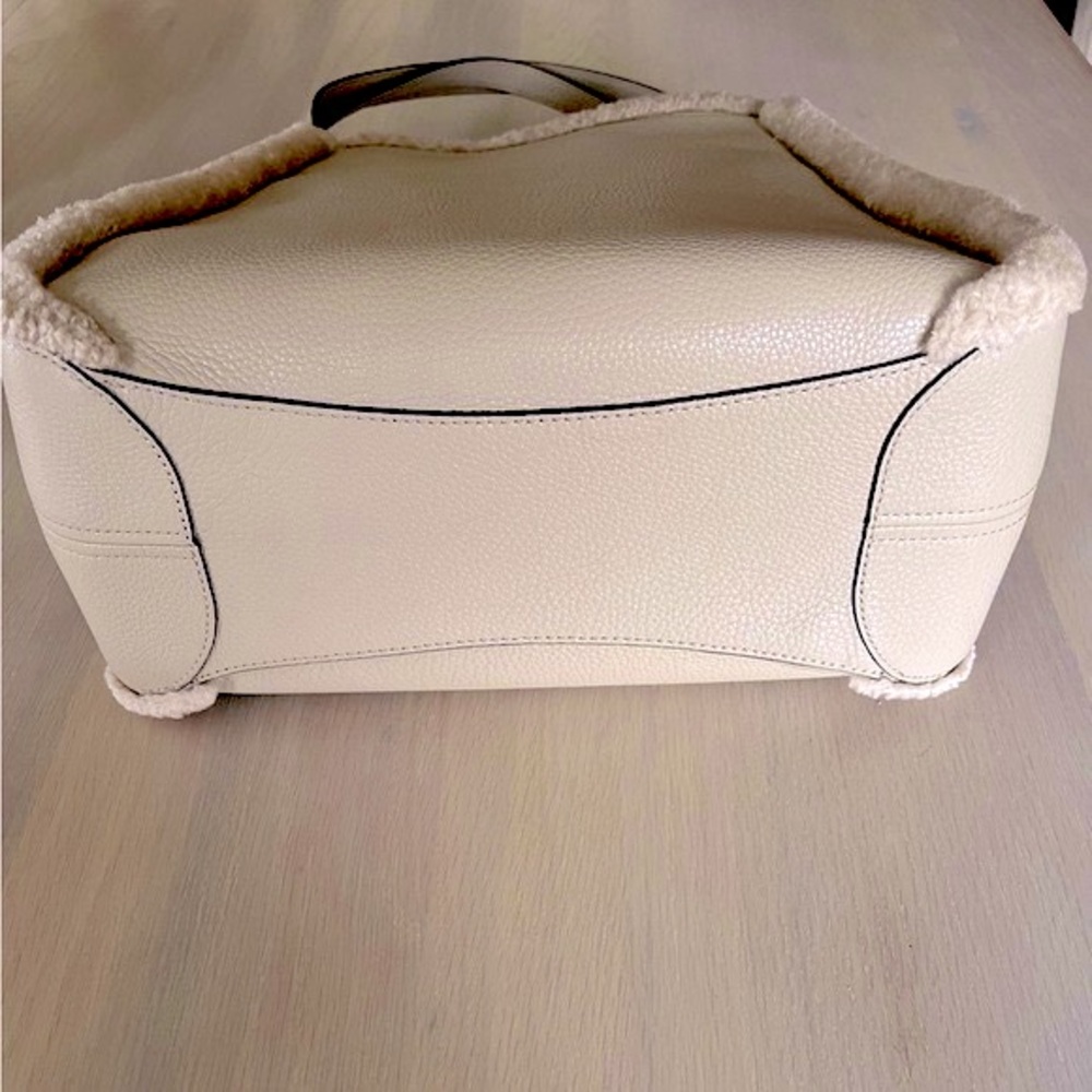 NEW kate spade Leila leather & sherpa triple compartment shoulder bag - Picture 9 of 11